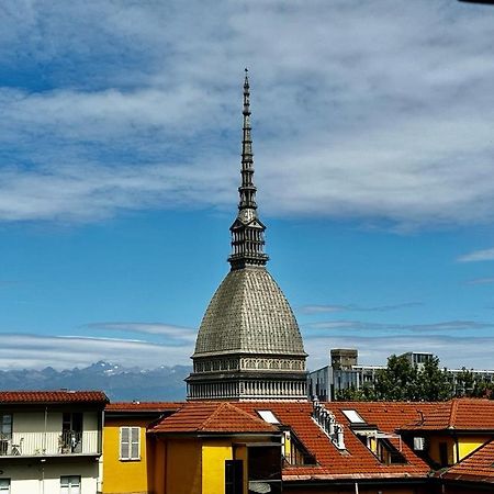 Le Finestre Sulla Mole Apartment Torino Exterior foto