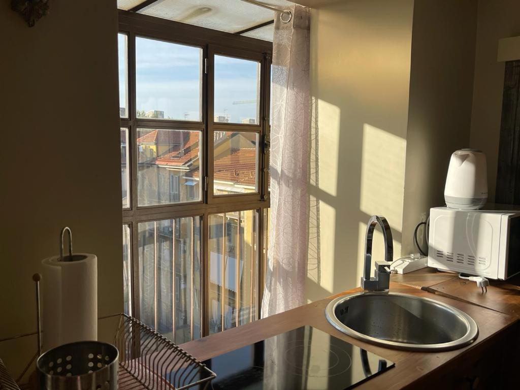 Le Finestre Sulla Mole Apartment Torino Exterior foto