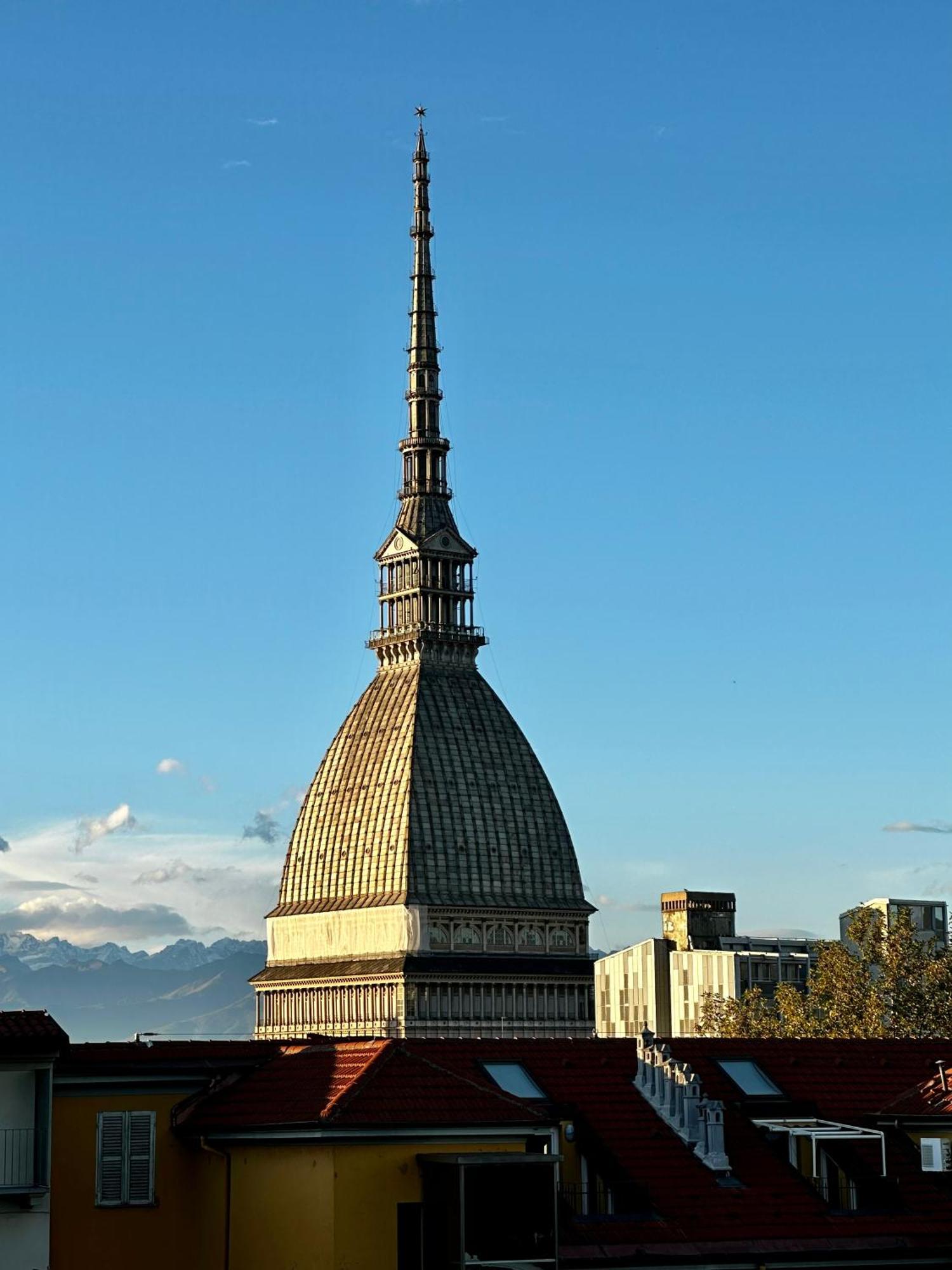 Le Finestre Sulla Mole Apartment Torino Exterior foto