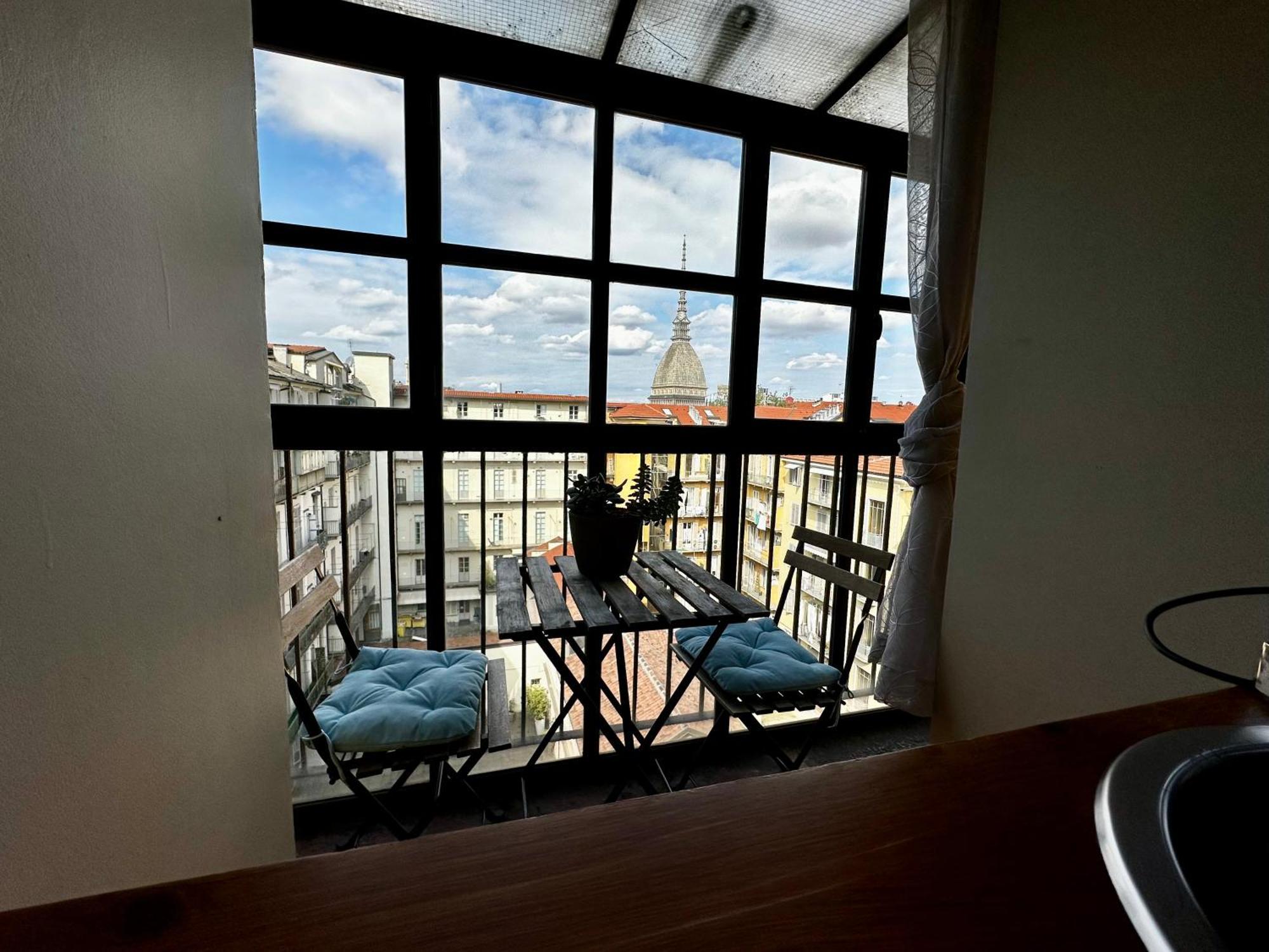 Le Finestre Sulla Mole Apartment Torino Exterior foto